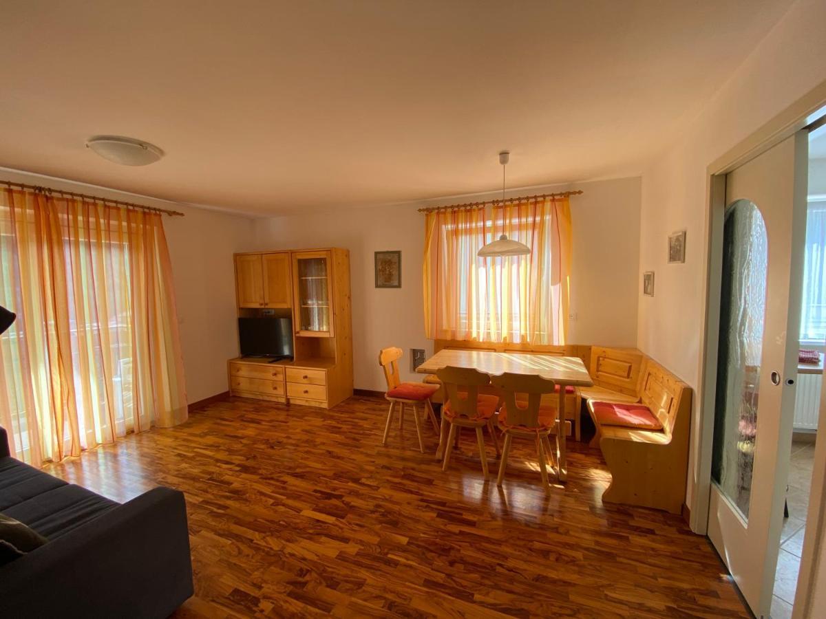 Amalia Apartment Santa Cristina Val Gardena Eksteriør bilde